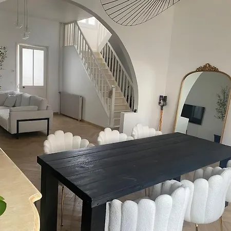 Villa Maison De 140m2 A 300m De La