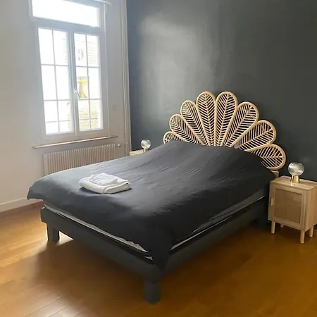 Maison De 140m2 A 300m De La 빌라 *