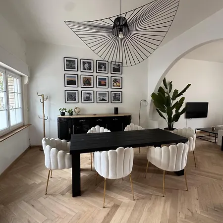 Maison De 140m2 A 300m De La ヴィラ